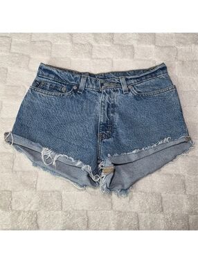 Ralph Lauren Vintage Mid Rise Jean Shorts Medium Wash Size 2 EVC